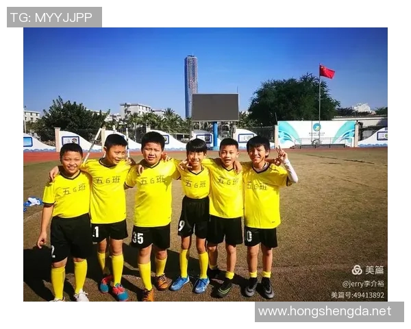 我家小小足球明星的成长故事与梦想追逐之旅