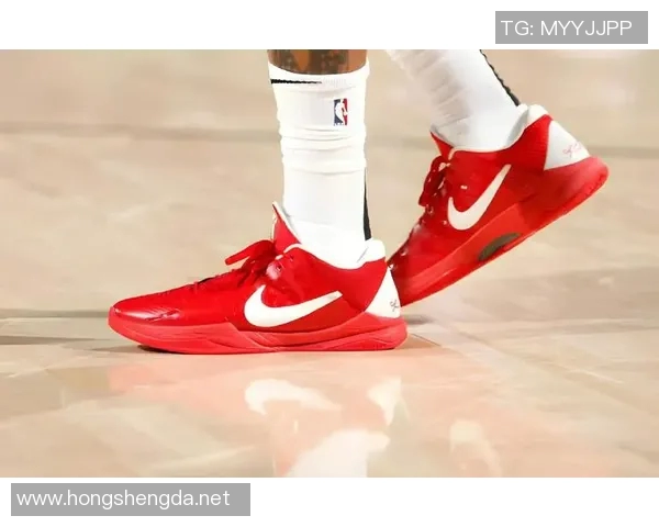 足球明星们的专属足球鞋大揭秘与推荐